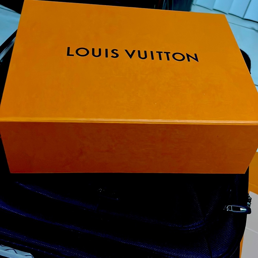 Louis Vuitton empty box